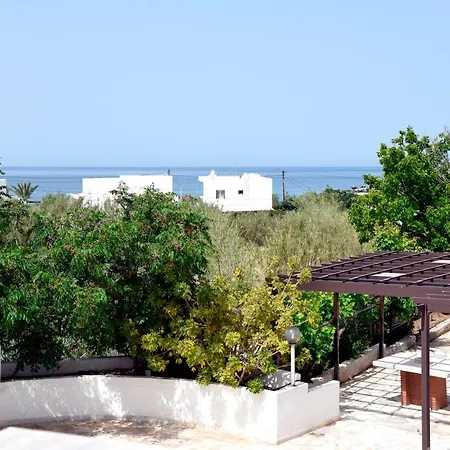 2 Sea Syros *