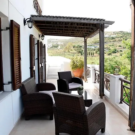 2 Sea Syros فندق Posidhonía